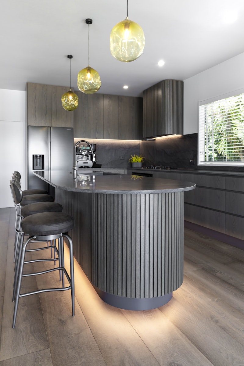 Bench run and splashback detail