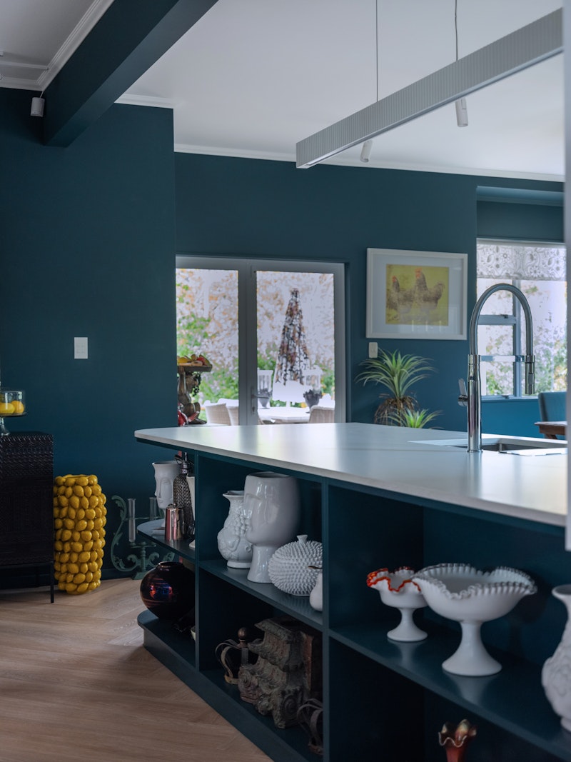 Bench run and splashback detail