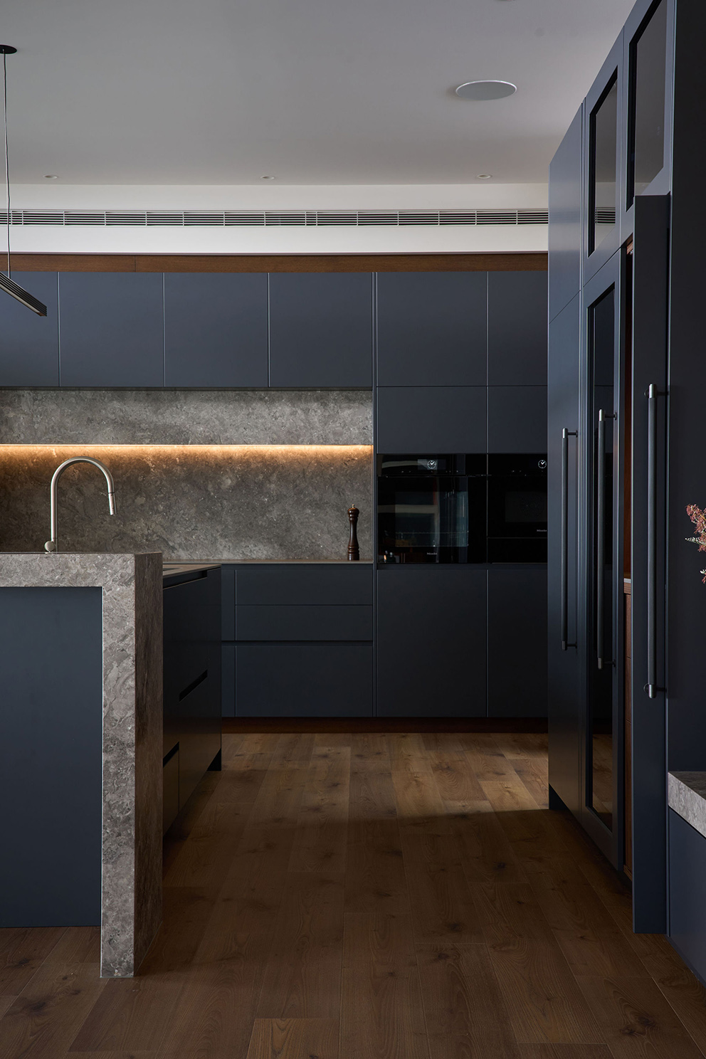 Limestone Retreat — kitchen by Michelle Lamb Interior Architecture, Canterbury — NKBA Excellence in Design 2025
