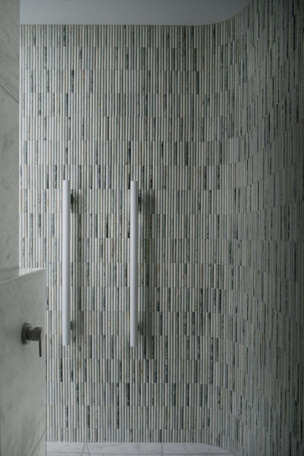 Beyond The Curve — bathroom by Fresh By Design Interiors, Hawke's Bay — NKBA Excellence in Design 2025