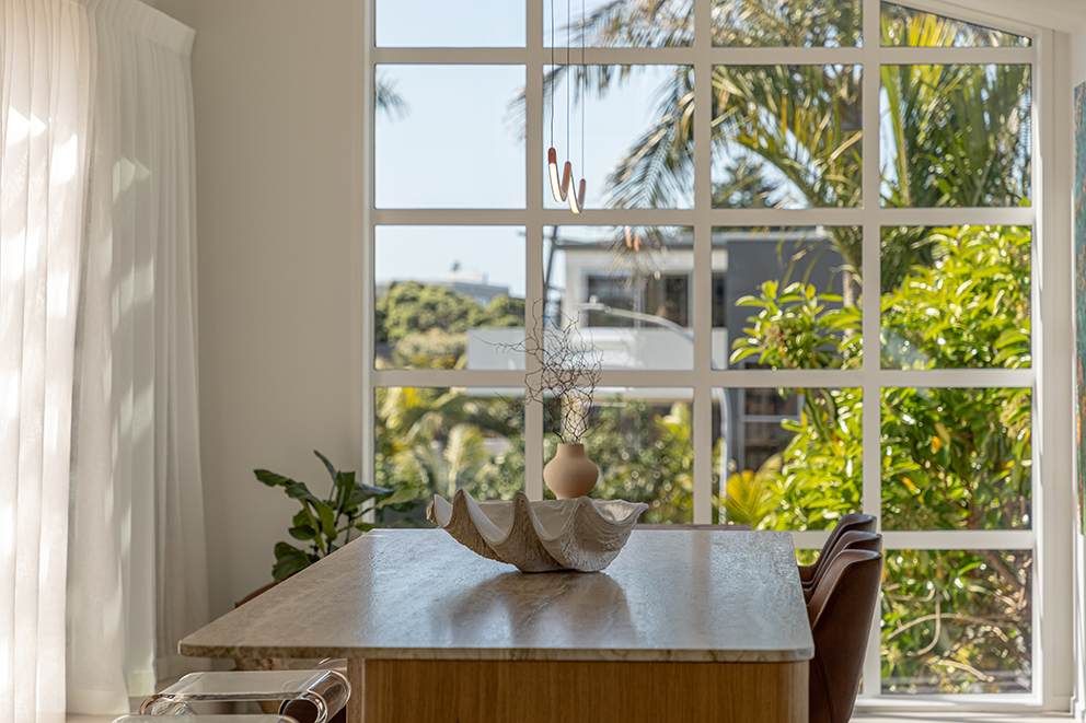 Casa de playa de verano — kitchen by Designmarked Kitchens, Waikato — NKBA Excellence in Design 2025