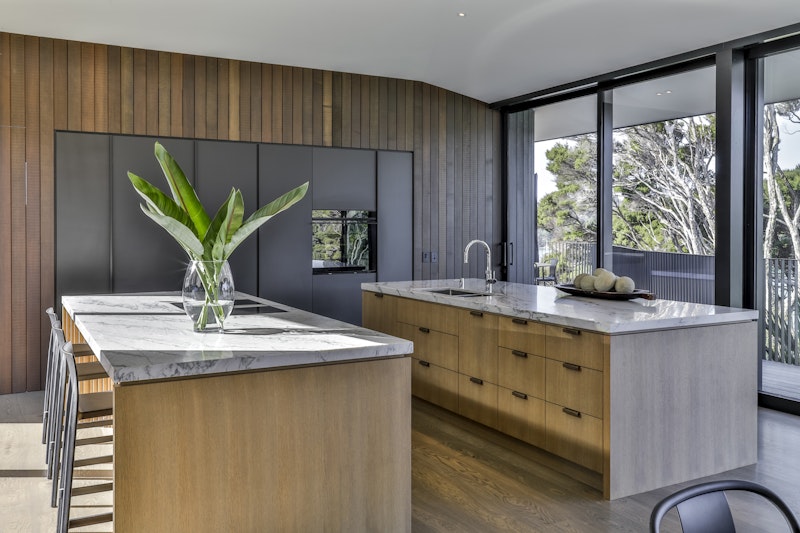 Bench run and splashback detail