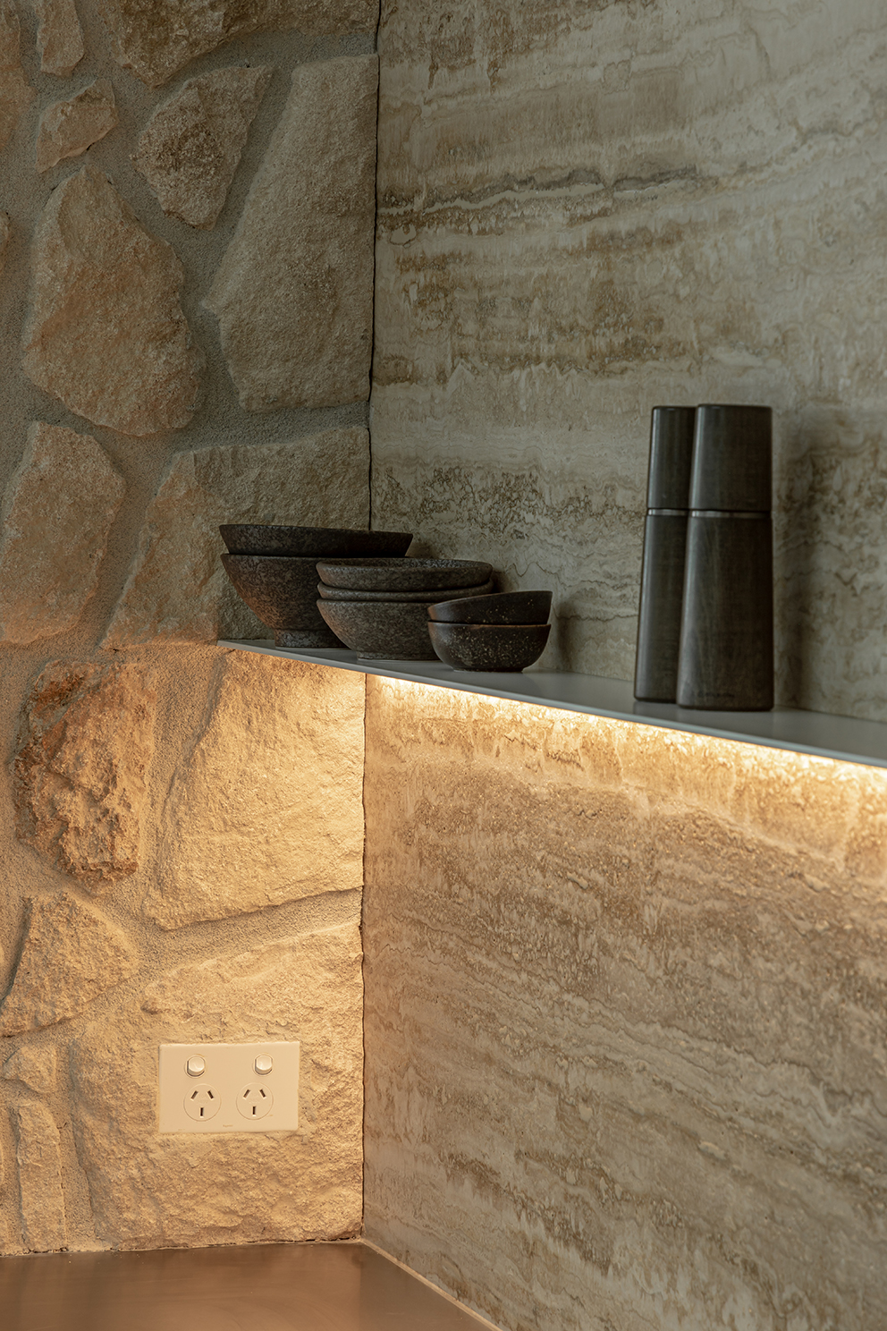 Casa de playa de verano — kitchen by Designmarked Kitchens, Waikato — NKBA Excellence in Design 2025