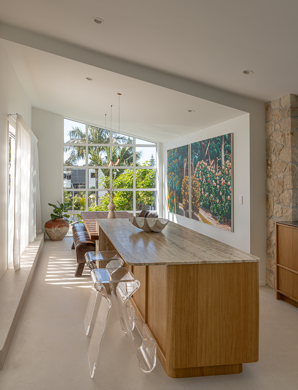 Casa de playa de verano — kitchen by Designmarked Kitchens, Waikato — NKBA Excellence in Design 2025