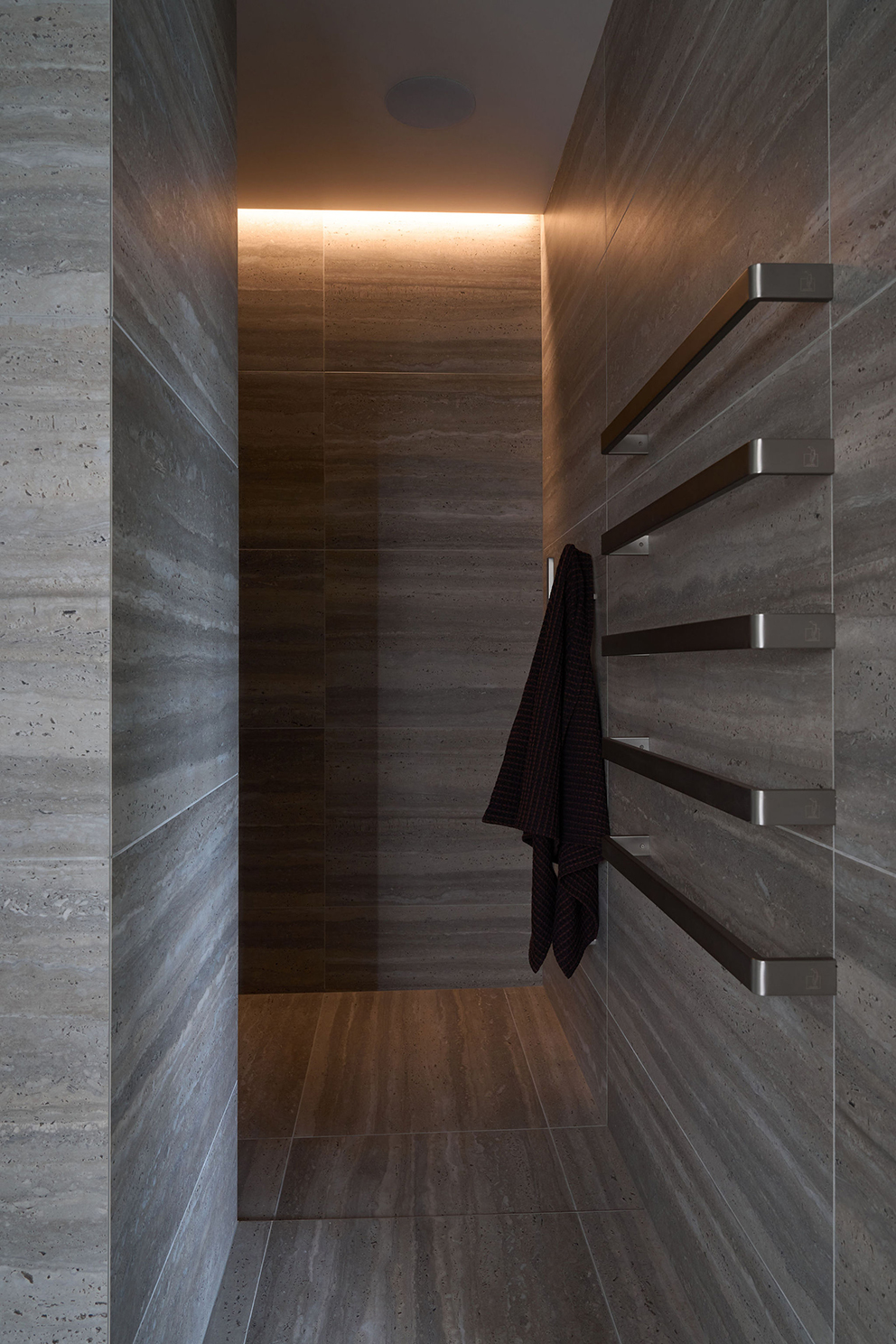 Travertine Dream — bathroom by Michelle Lamb Interior Architecture, Canterbury — NKBA Excellence in Design 2025