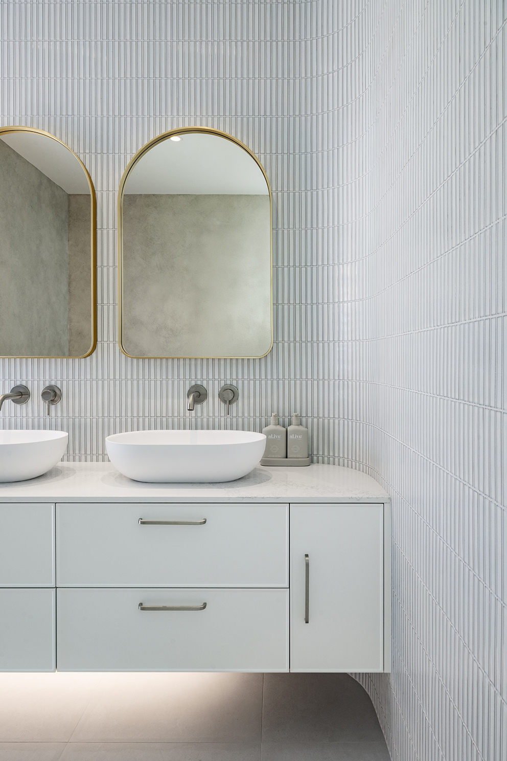 Rossendale Residence - Master Ensuite — bathroom by Comber and Comber, Canterbury — NKBA Excellence in Design 2025
